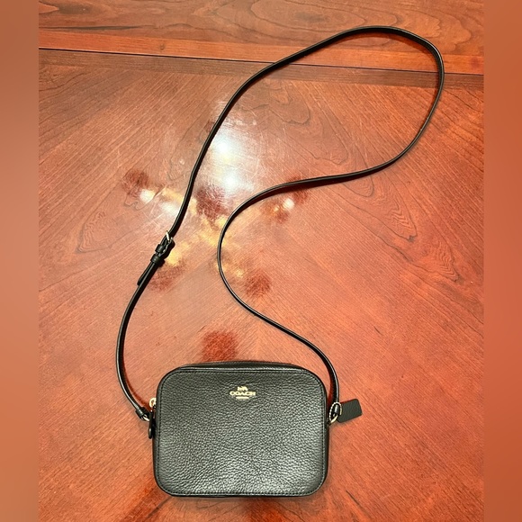 NEW WITH TAGS Coach Crossbody Bag - Picture 3 of 5